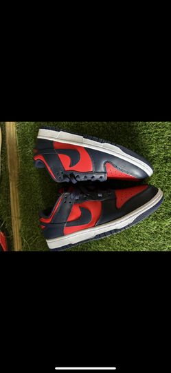 9 1/2 Nike Dunk Low "Championship Red 