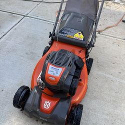 Husqvarna Lawnmower 
