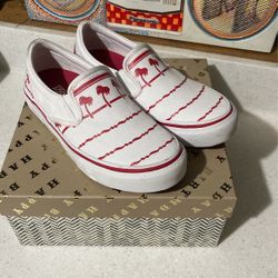 Youth 5 Or Women’s Size 7 In&out Vans