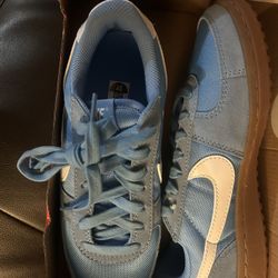Nike field General