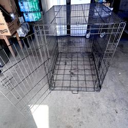 FLASH SALE 🔥 42” Double Door Dog Crate –