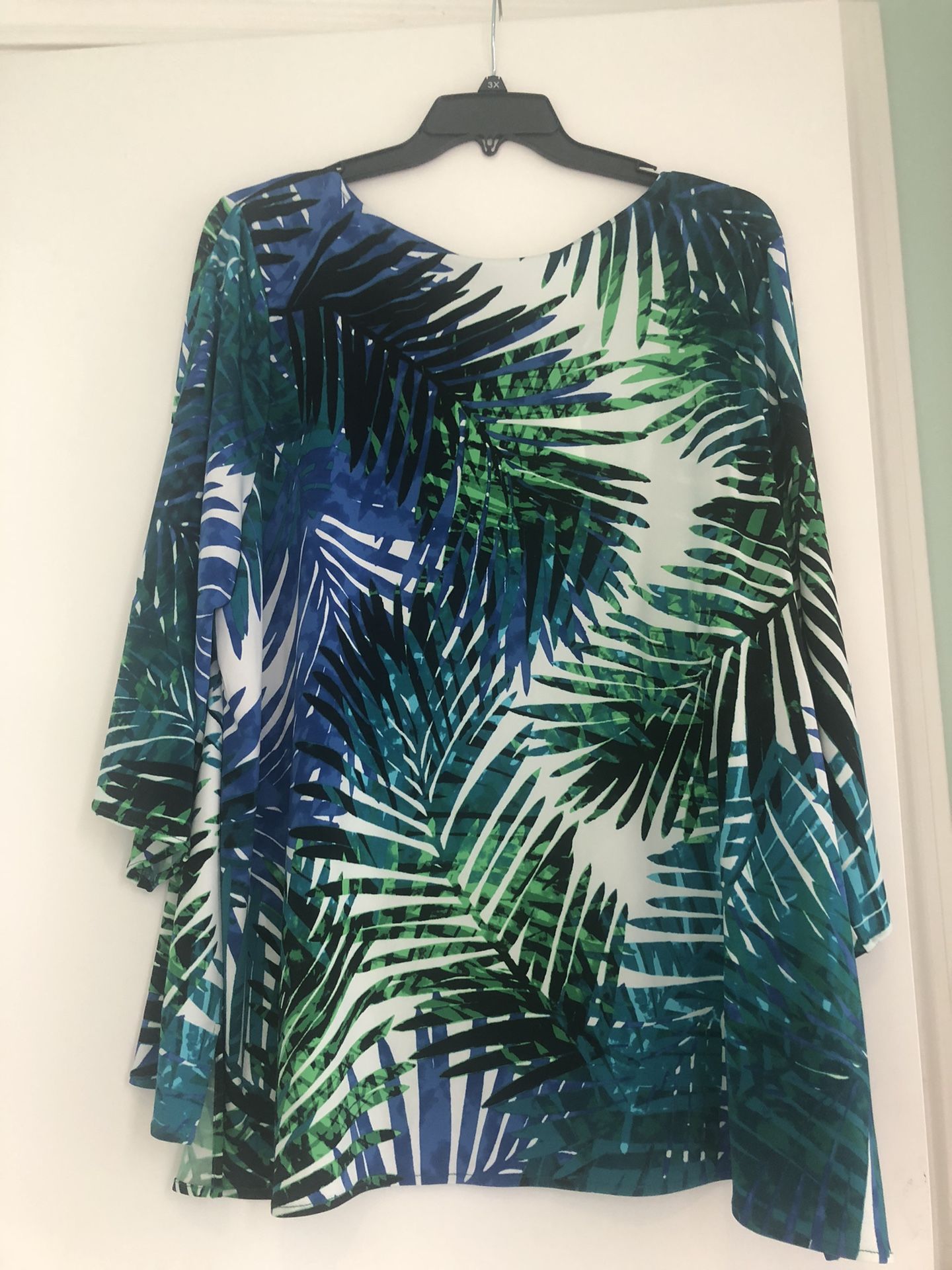 Palm Leaf Print Tunic- SIZE 3X