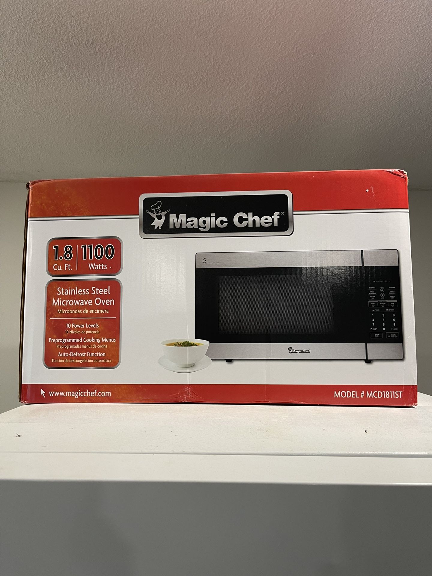 Magic Chef 1.8 Cu Ft Stainless Steel Microwave – 1100 W – Brand New in Box 