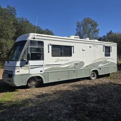 1999 Itasca Winnebago