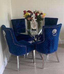 Dinning Table set of 4