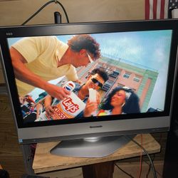 Panasonic Tv 32in