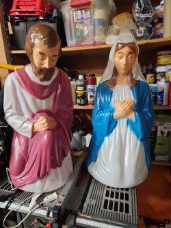 Blow Molds Mary & Joseph VTG