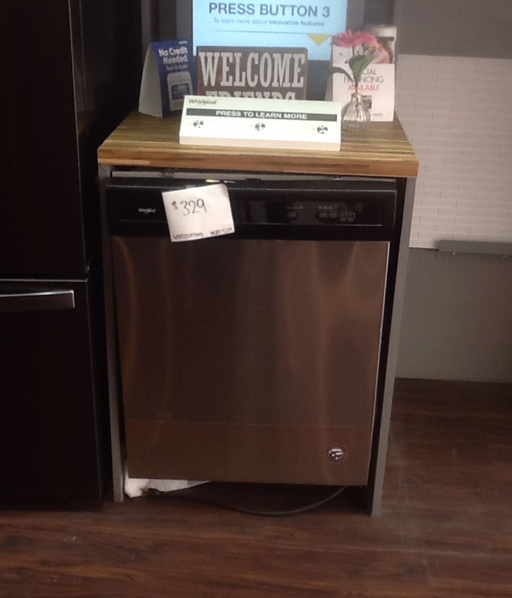 New open box whirlpool dishwasher WDF330PAHS