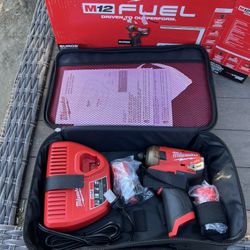 Milwaukee M12 FUEL SURGE 12V Lithium-Ion Brushless Cordless 1/4 in. Hex Impact Driver Compact Kit w/Two 2.0Ah Batteries, Bag