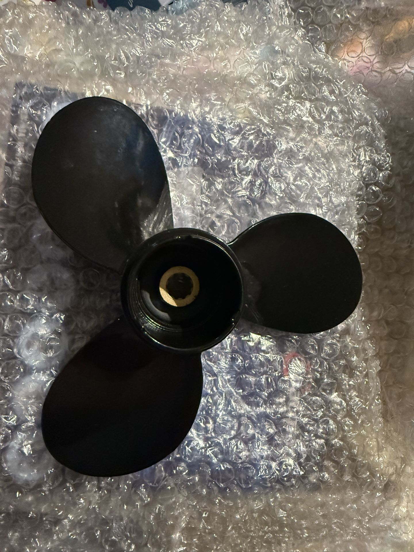 Boat Outboard Propeller 7 1/2x6 for Suzuki DF4 DF5 DF6 HP Engines, 7 1/2 x 6 Pitch Aluminum Boat Motor Prop, 10 Tooth Spline, 3 Blades, OEM No.58110-9