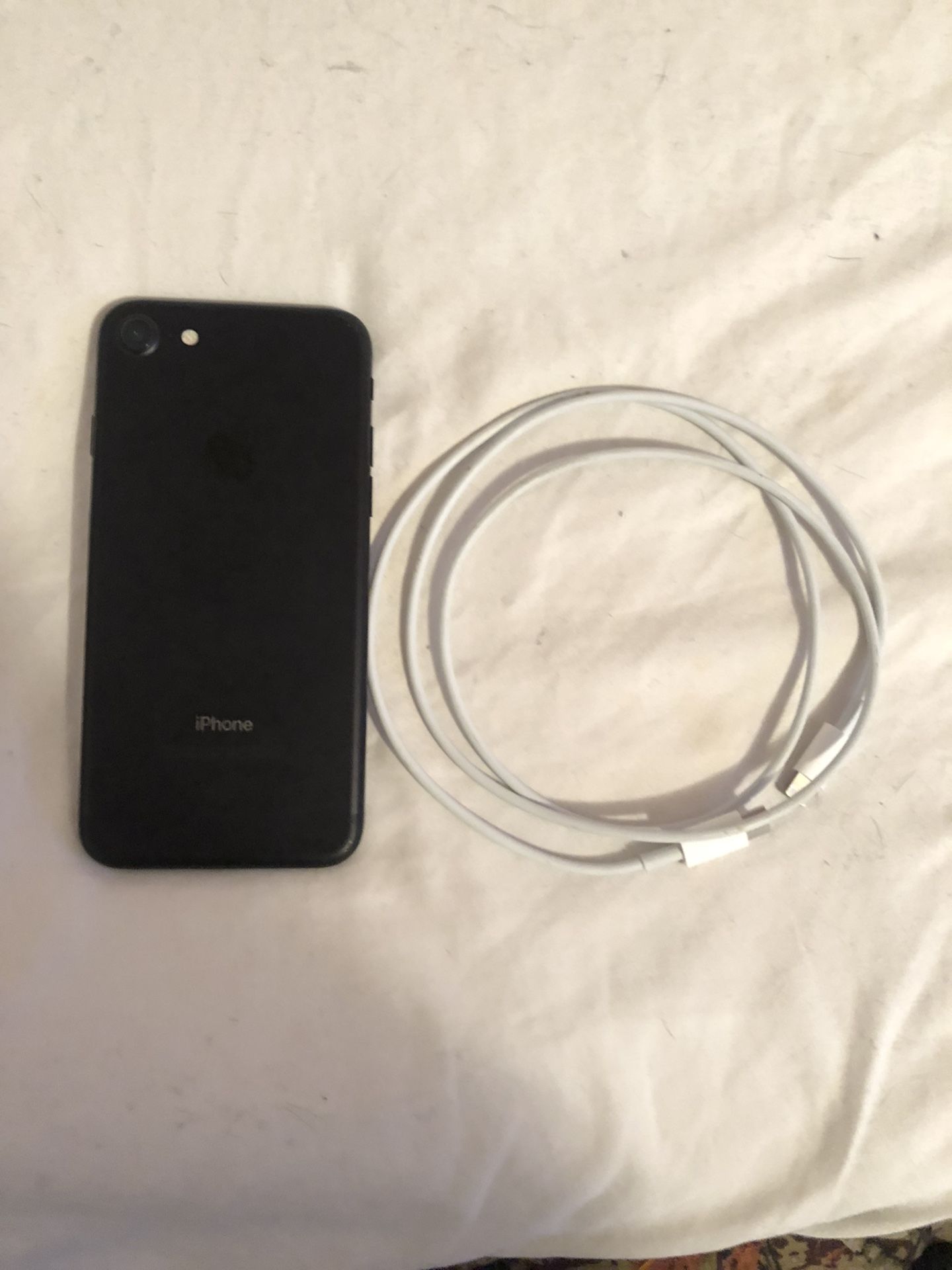 iPhone 7 (32 GB)