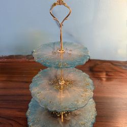 3 Tier Blue Gold