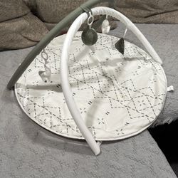 Baby play mat 