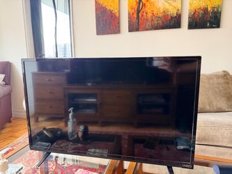 Sell VIZIO TV 32