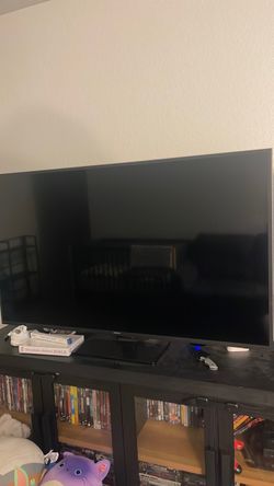 Samsung 55-inch flat-screen 4K Ultra HD smart LED television