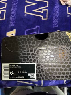 Kobe 6 gs size 6y dead stock