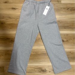 Alo Sweatpants