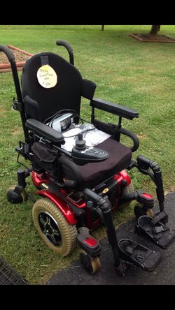 Pride Quantum 600 Mobility Chair