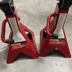 Set of 3 Ton jack stands, Like New