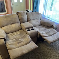 FREE Recliner Sofa with Center Console - Works Great!