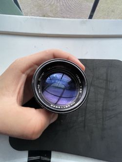 Vintage Vivitar telephoto 135mm 1:2.8 auto lens