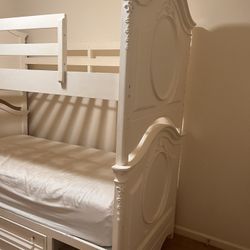 Bunk Bed, Dresser & Mirror Set - Good Condition!