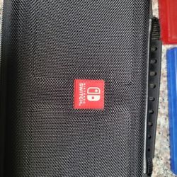 NINTENDO SWITCH  TRAVEL CASE
