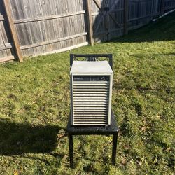 Dehumidifier 