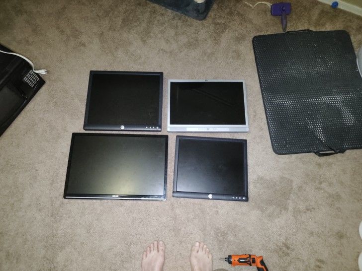 Monitors 21" 19" 19" 17", Buy All Or Piece