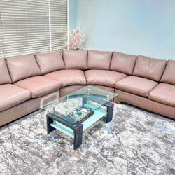 Sectional Sofa. High Quality Leather and almost new 