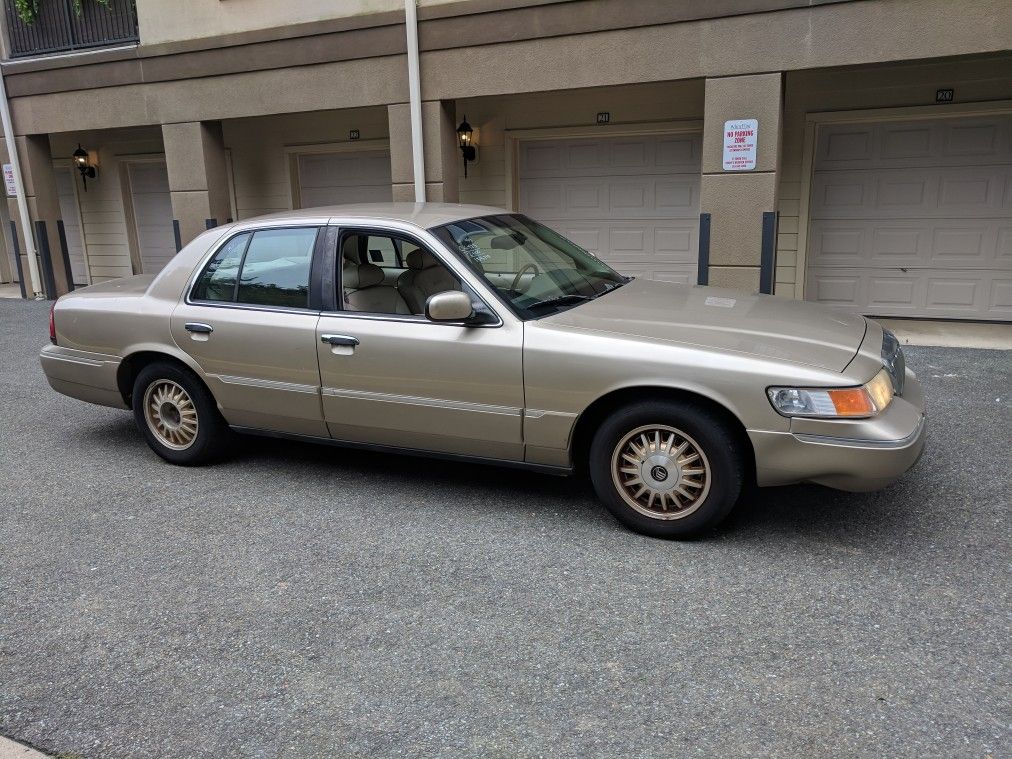 2000 Mercury Grand Marquis