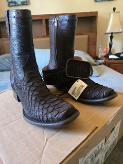 Botas y cinto de piton,  talla 7