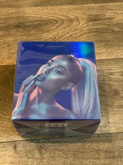 ARIANA GRANDE CLOUD 2.0