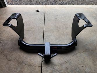 Curt Trailer Hitch/ Subaru Outbacks