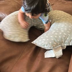 Nursing Pillow