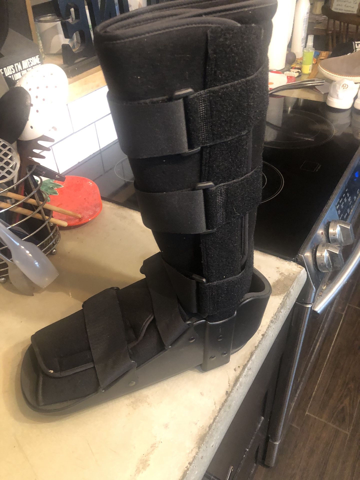 Adult Medical Boot Size 8-13