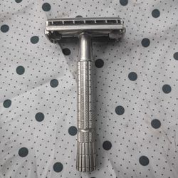 Antique Gillette Reusable Razor