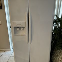 Refrigerator & microwave 