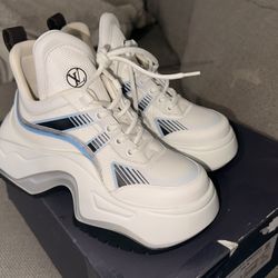 Louis Vuitton Archlight 2.0 Bleu Clair Platform Sneakers - Size 35.5 - New in Box