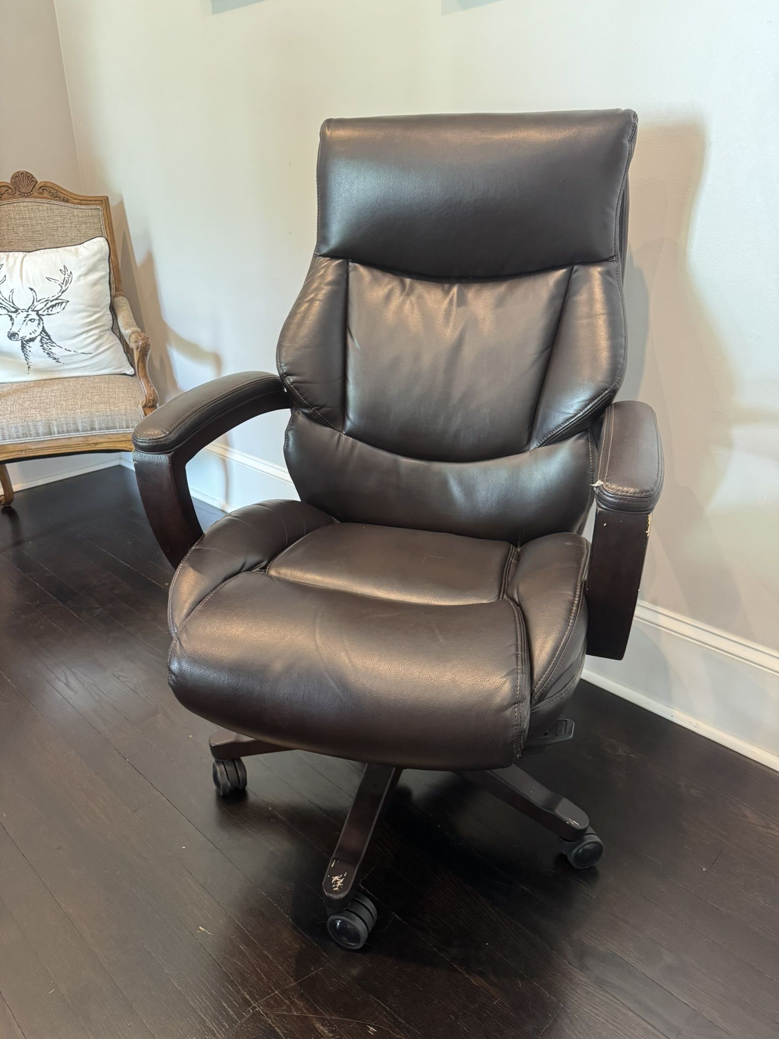 Leather Executive Office Chair