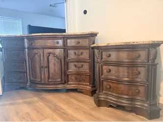 Ornate Dark Wood Four Poster Bed Dresser Nightstand Set