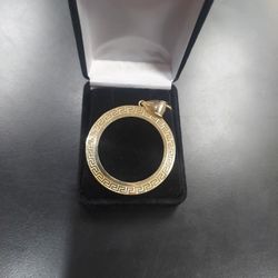 14k Versace Centenario Bezel