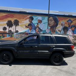 Jeep Cherokee 