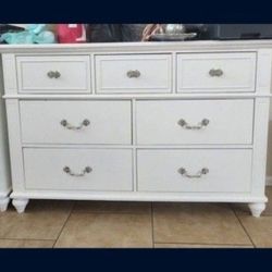 White Princess Dresser With Mirror 