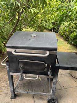 Asador de carbón