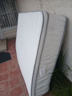 14in Medium Plush Mattress