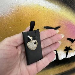 10k HEART CZ STONE CHARM 