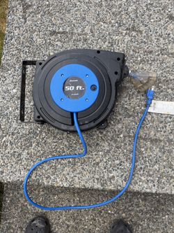 50 Ft Retractable Extension Cord Reel