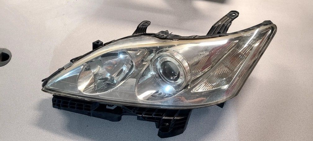 2007-2009 Lexus ES350 Driver Left Side Headlight