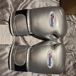 Winning 12oz Silver Hook And Loop
